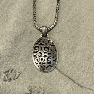 Silver Floral Filigree Oval Pendant Necklace